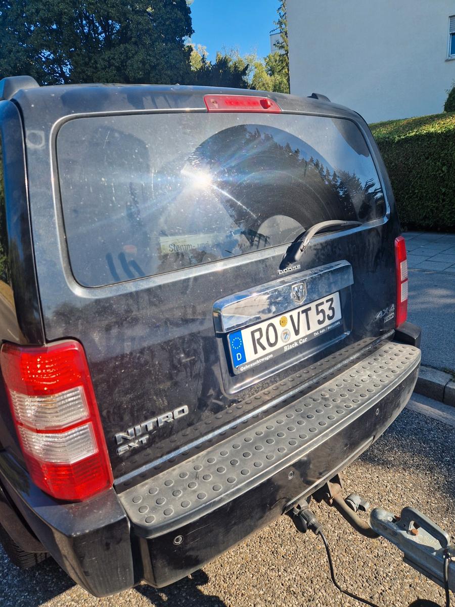 Dodge Nitro 2010 — двигун 2.777 cm³, 177 HP (130kW)