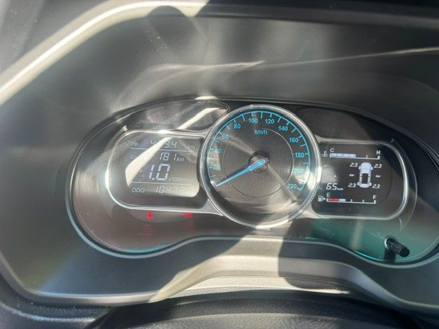 Fahrzeugabbildung SWM G03 S SCHIEBEDACH LEDER NAVI KAMERA 7 SITZER