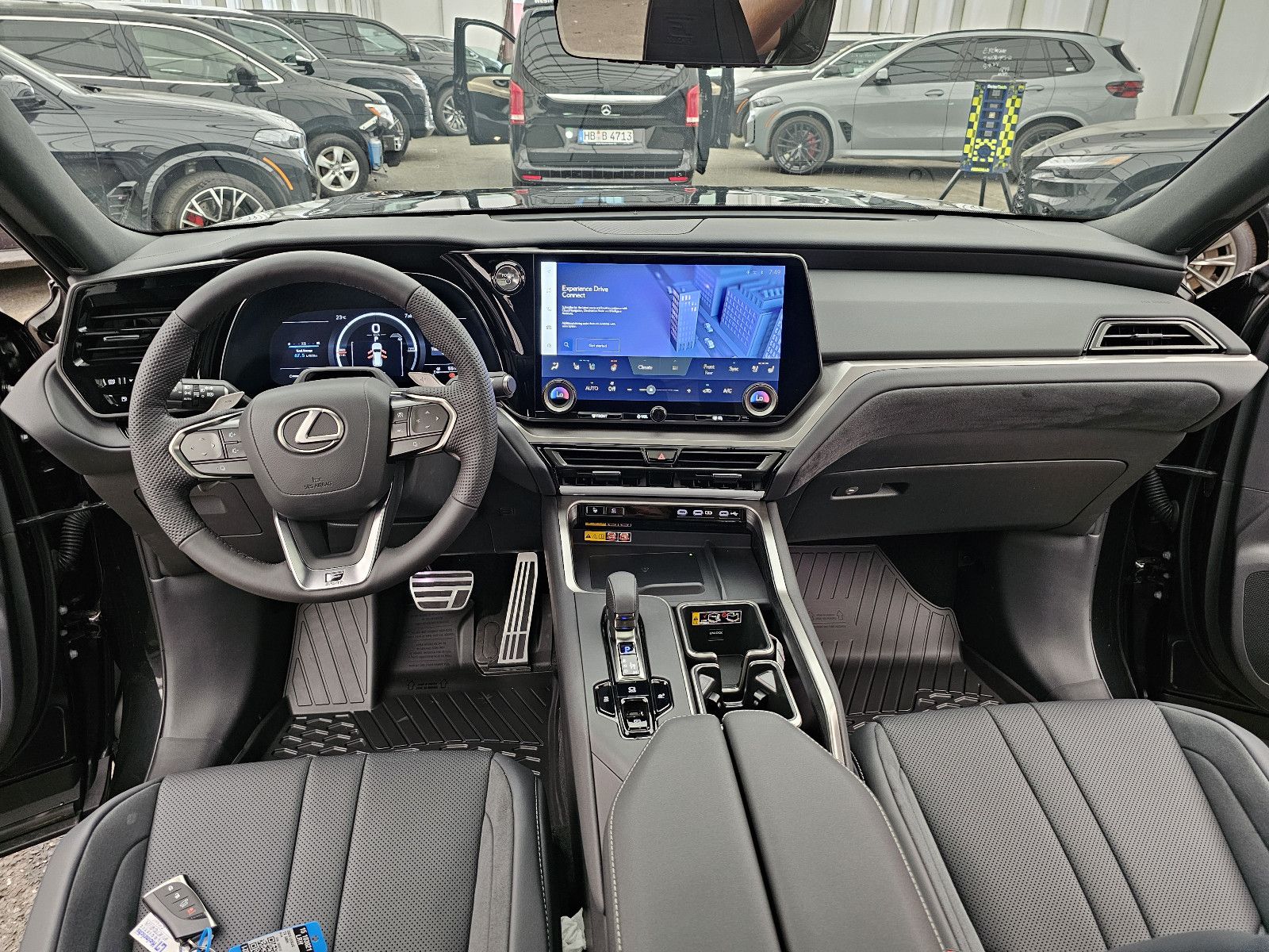 Fahrzeugabbildung Lexus TX500H FSport3 Hybrid T1 72.000 EURO!Stock!