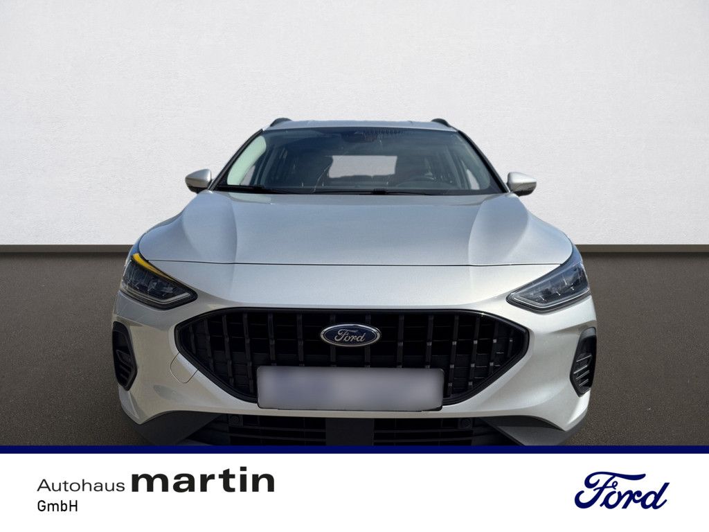 Fahrzeugabbildung Ford Focus 1.5 Active USB KAMERA BT PDC SHZ NAVI LED