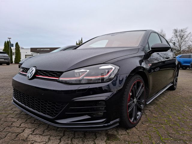 Volkswagen Golf VII GTI Performance im Auftrag Einparkhilfe