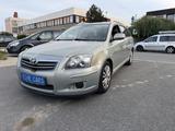 Toyota Avensis Kombi 2.2 D-CAT Executive - Toyota Avensis aus 2007 mit Diesel-Antrieb