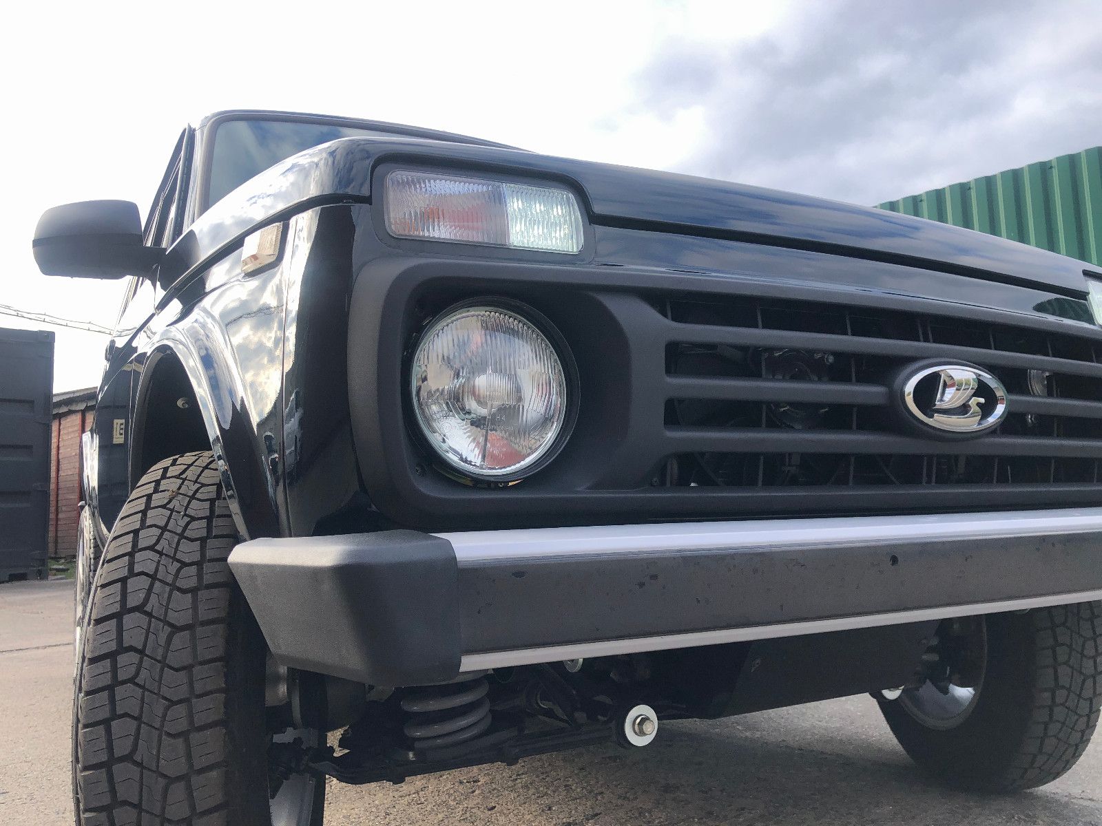 Fahrzeugabbildung Lada Niva "PREMIUM PLUS" KLIMA/ SITZHEIZUNG AET-2025!