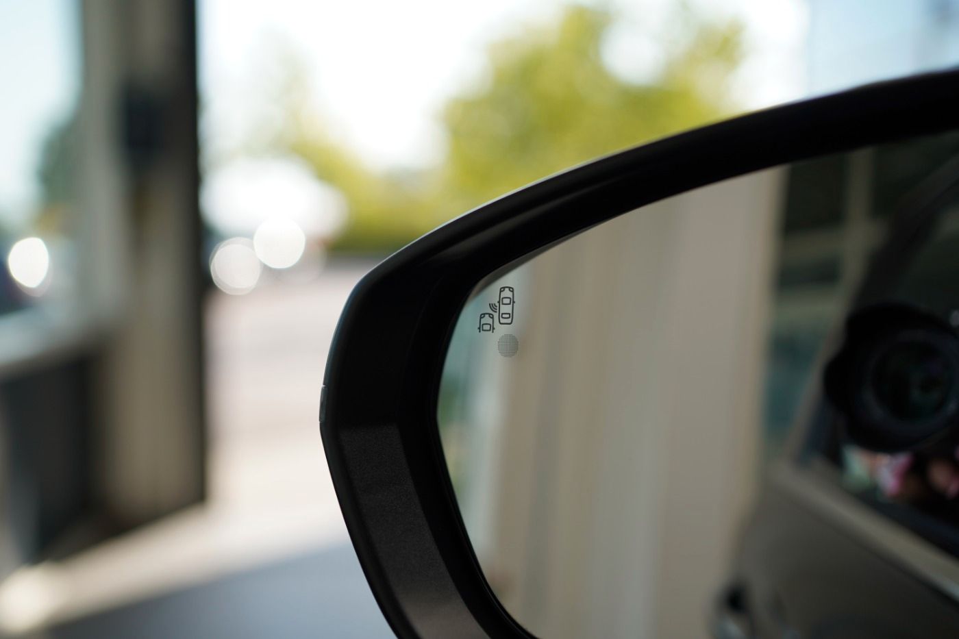 Fahrzeugabbildung DS Automobiles DS7 Crossback E-Tense 4x4 300 Anhängerkupplung