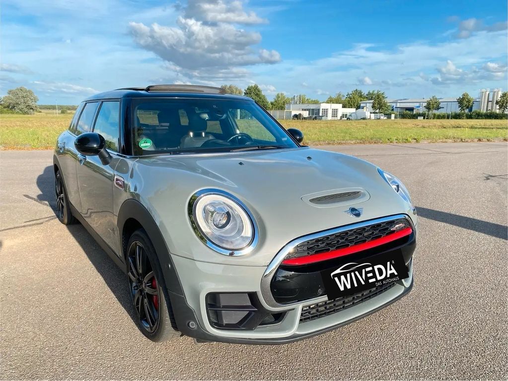 MINI JOHN COOPER WORKS CLUBMAN