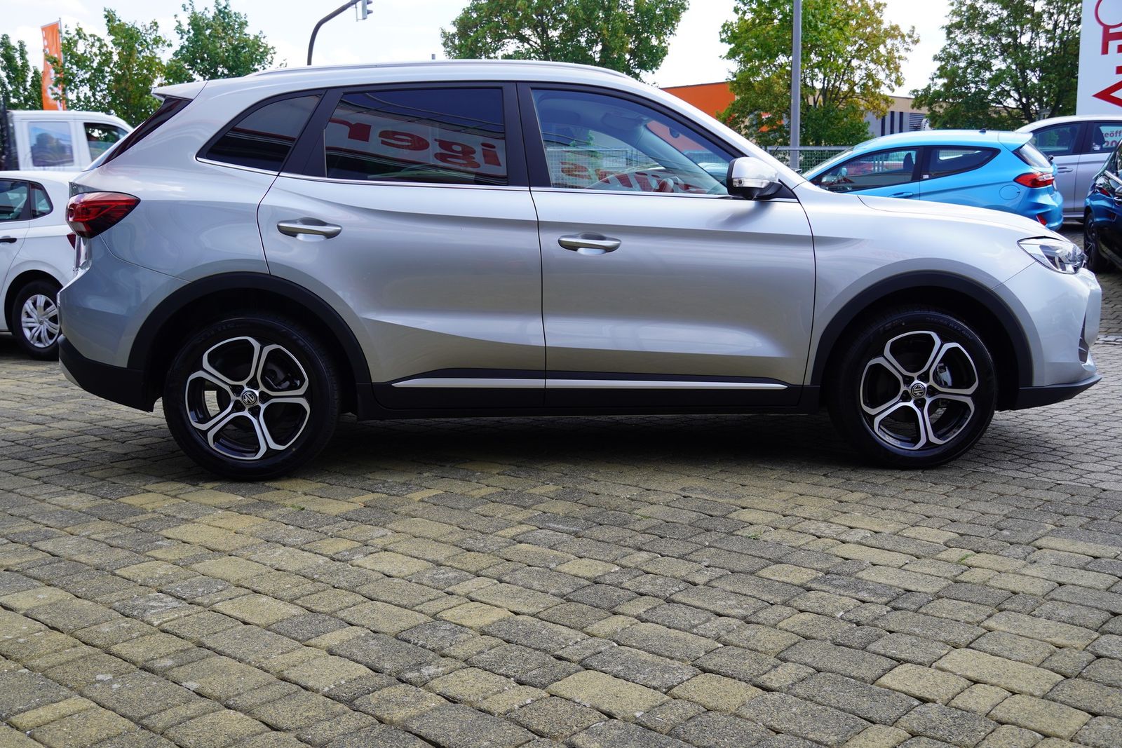MG ZS