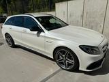 Mercedes-Benz C 63 AMG T-Mod*Vmax*Burmester*Night*Keyl*Designo - Mercedes-Benz C 63 AMG: T