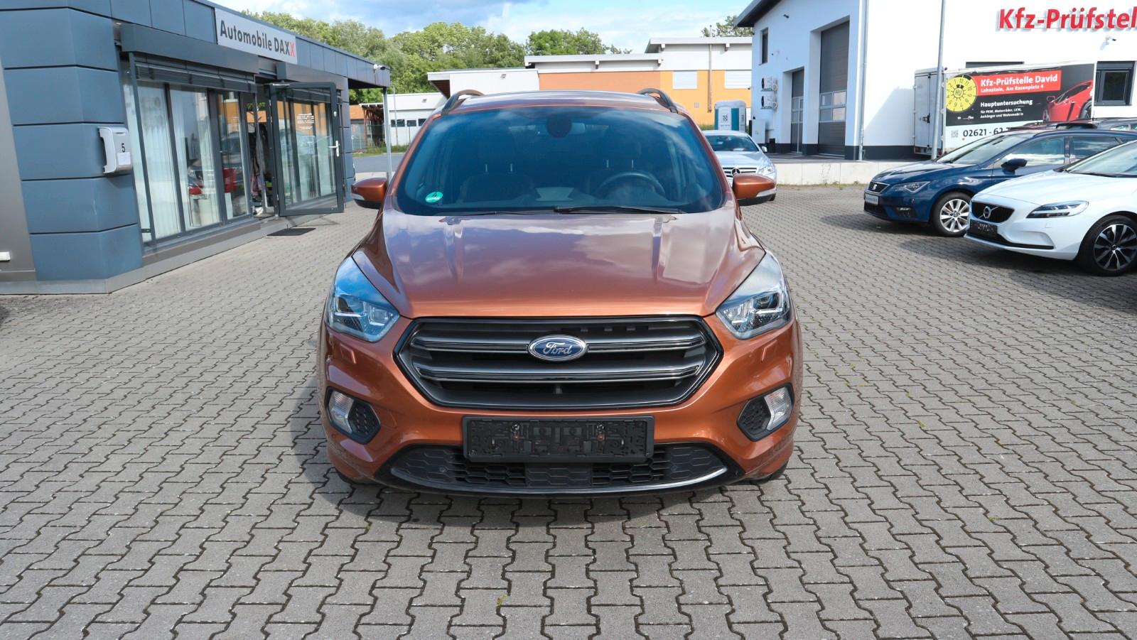 Ford Kuga 2,0 TDCi 4x4 110kW ST-Line