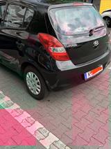 Hyundai i20 1.2 Klima TÜV 04/2028 CarPlay+Hifi - Hyundai i20 Gebrauchtwagen in Köln