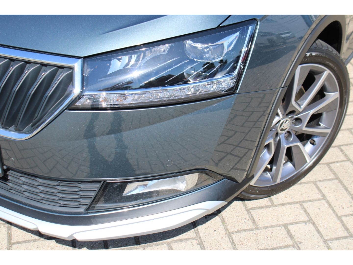 SKODA Fabia Combi Ambition 1.0 TSI DSG ACC LED DAB RFK - Image 26