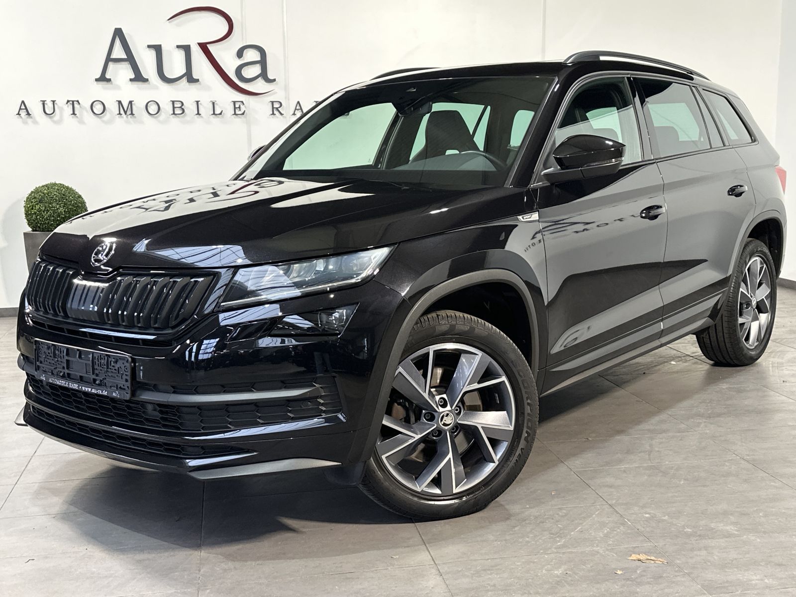 Fahrzeugabbildung SKODA Kodiaq 2.0 TDI 4x4 DSG Sportline NAV+LED+ACC+KAM