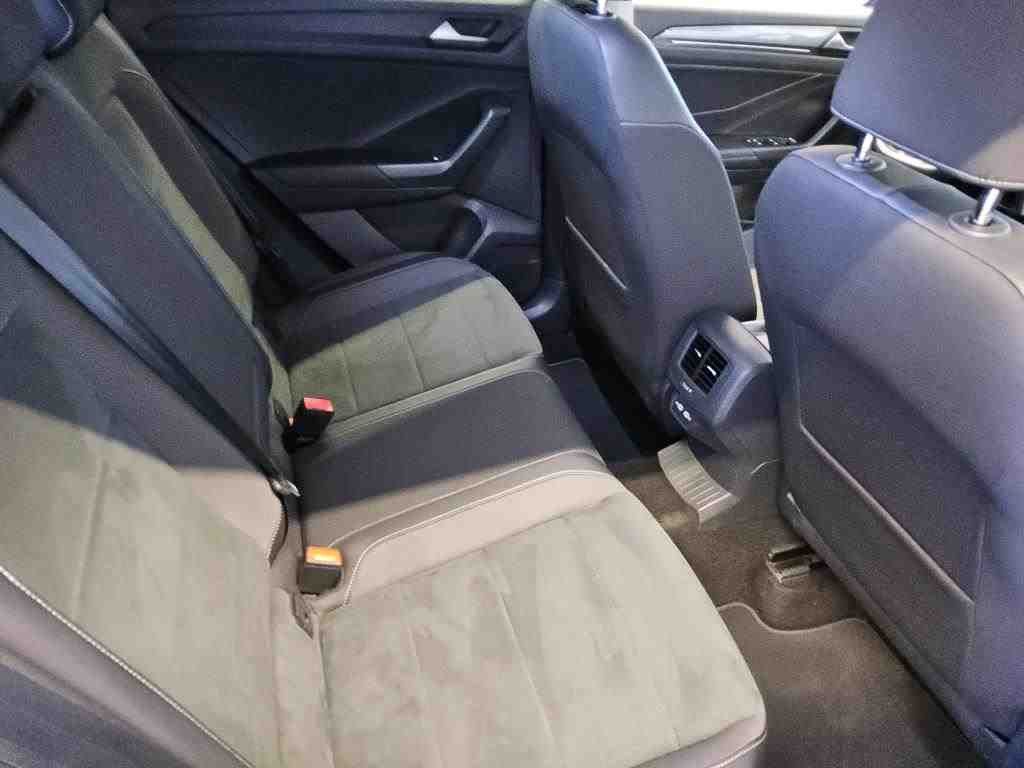 Volkswagen T-Roc - Bild 5