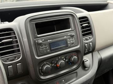 Renault Trafic - 8