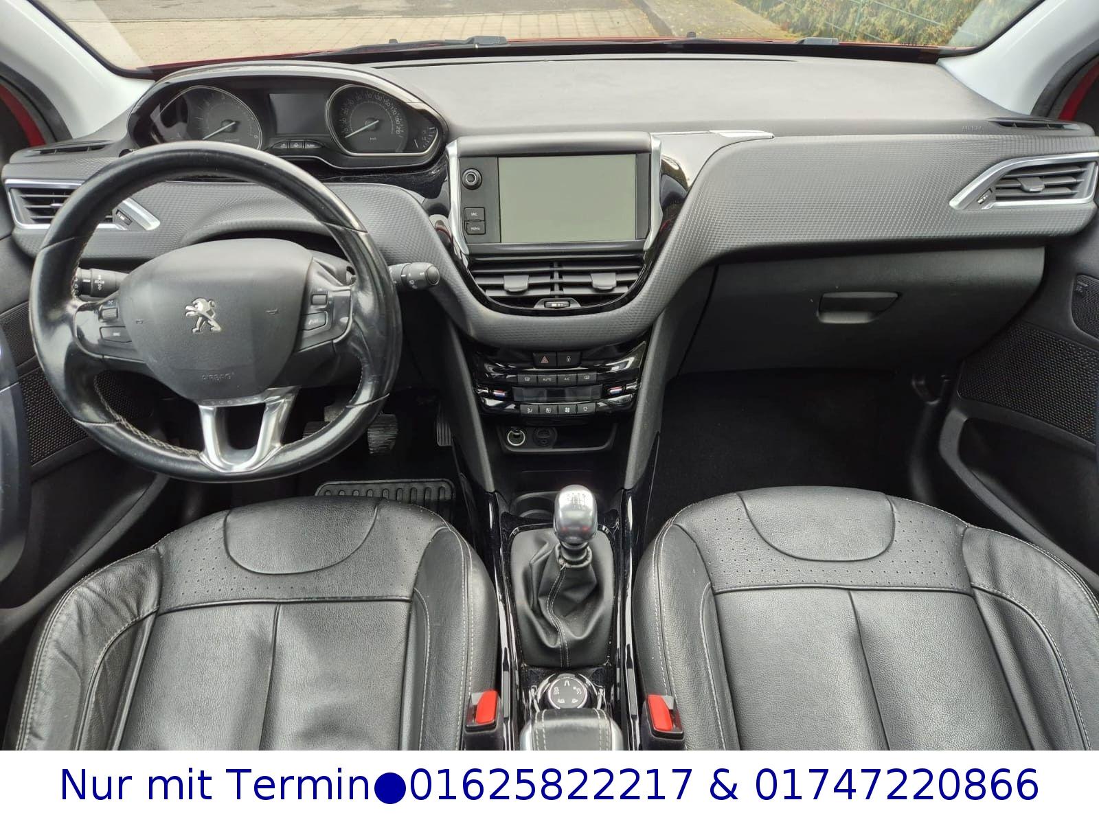 Peugeot 2008 Allure*PANO*LEDER*NAVI*R-CAM