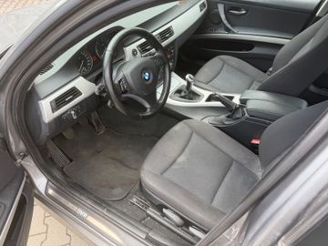 BMW 318 - 9