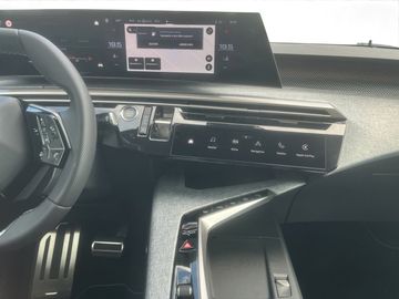 Peugeot 3008 1.2 145 GT Kam.+KeyLess+LED+Navi+SHZ+ACC+LM