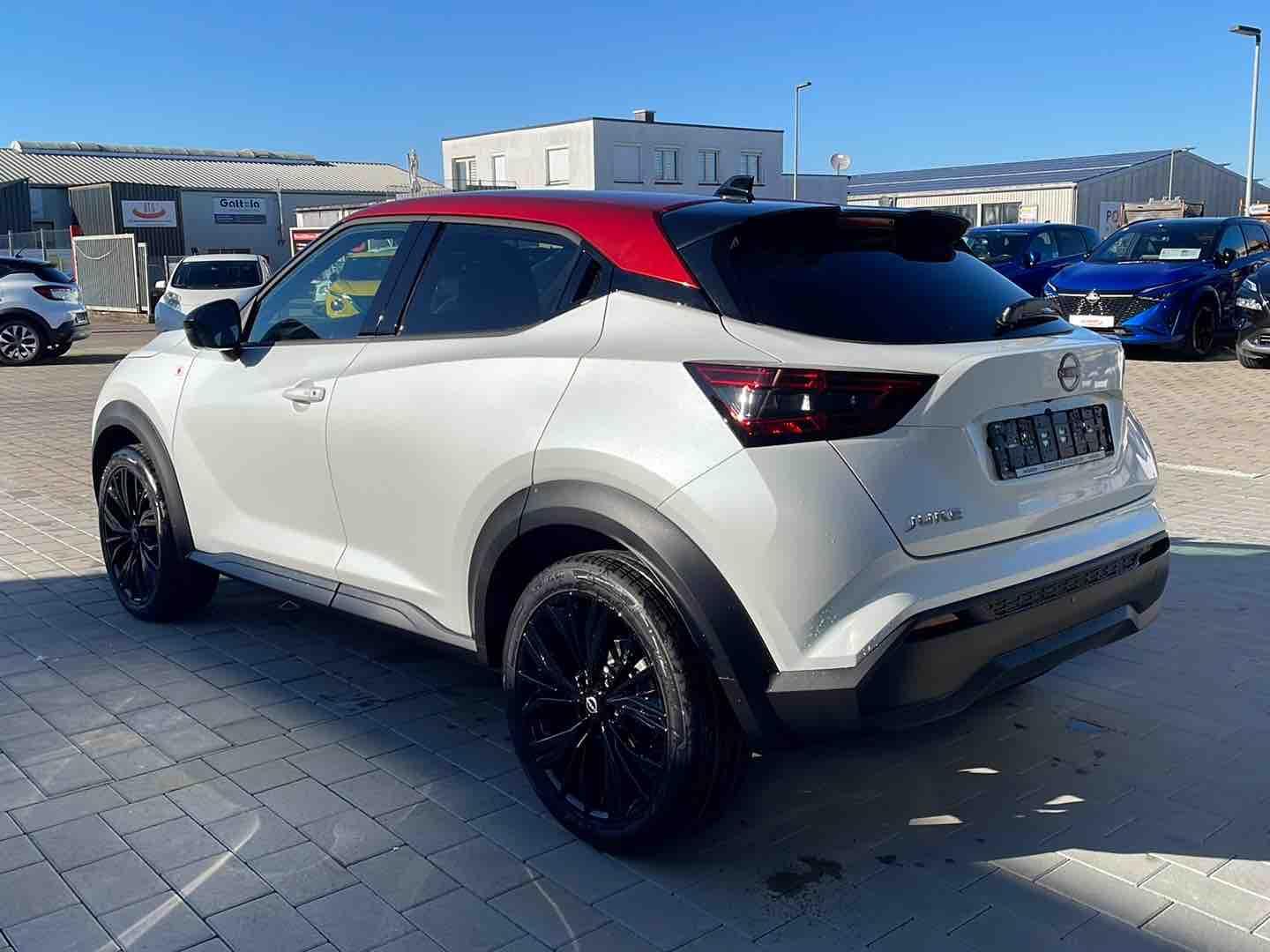 Nissan Juke 1.0 DIG-T Automatik Redline Edition, миниатюра 8