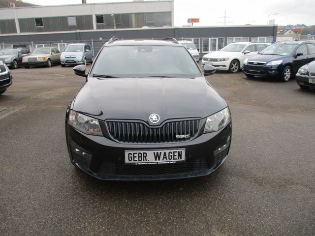 Skoda Octavia 2,0 TDI Combi RS DSG- Navi/ Pano/Kamera