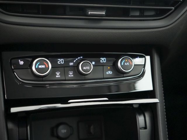 Grandland GS+AHK+LED+360 GRAD KAMERA+SITZ-/LENKR