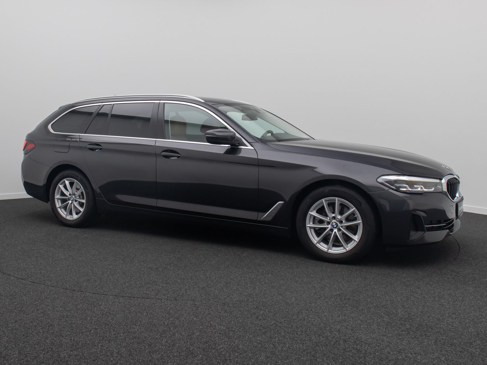 Fahrzeugabbildung BMW 520d Alarm DAB Kamera 4xKlima CockpitPlus Leder