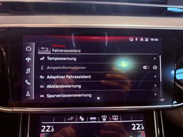 2022 AUDI A8 — миниатюра 39