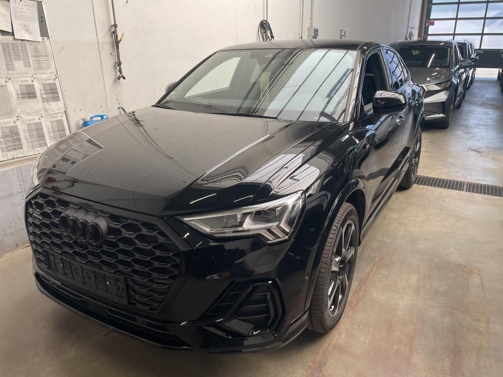 Image of Audi Q3