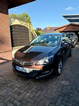 Opel Astra J mit Standheizung - Opel Astra: Standheizung, J