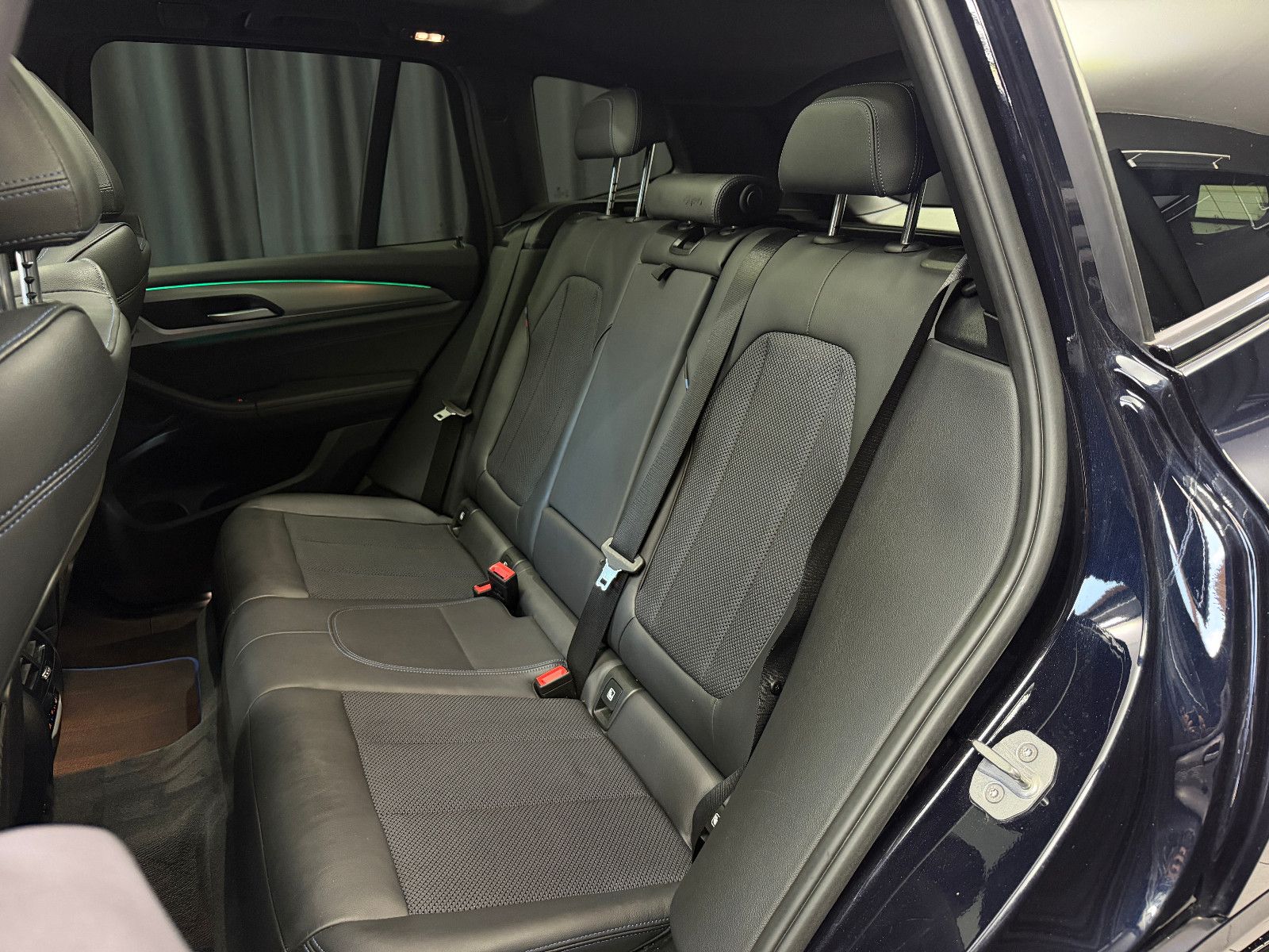 Fahrzeugabbildung BMW X3 xDrive 25 d M Sport |HiFi|AHK|HuD|PANO|ACC
