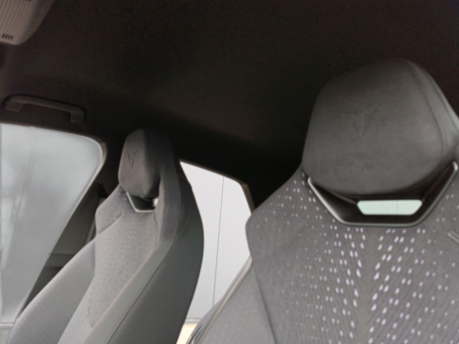 Cupra Raval - Bild 18