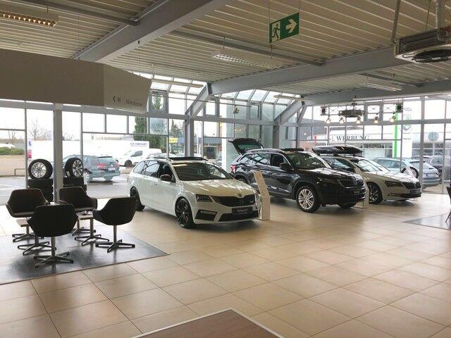 showroom-image-main