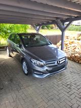 Mercedes-Benz Mercedes B 220 cdi Motorschaden 2016  - Motorschaden mit Diesel-Antrieb