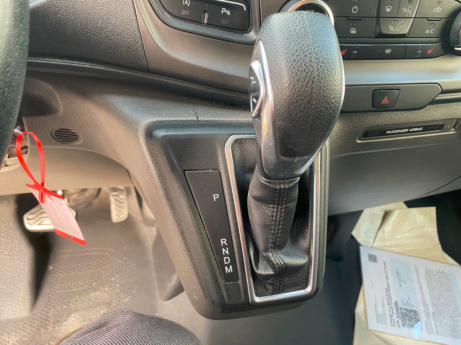 Fahrzeugabbildung Ford Transit Custom Kasten 300 L2 Trend,AHK,Automatic