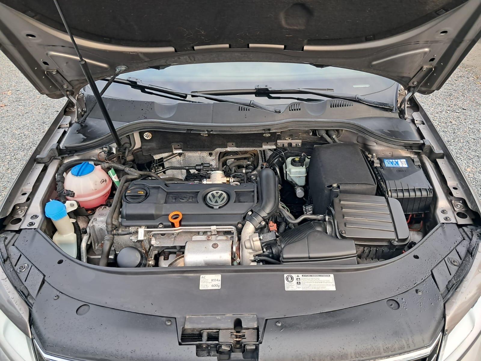 Volkswagen Passat 2011 — photo 13