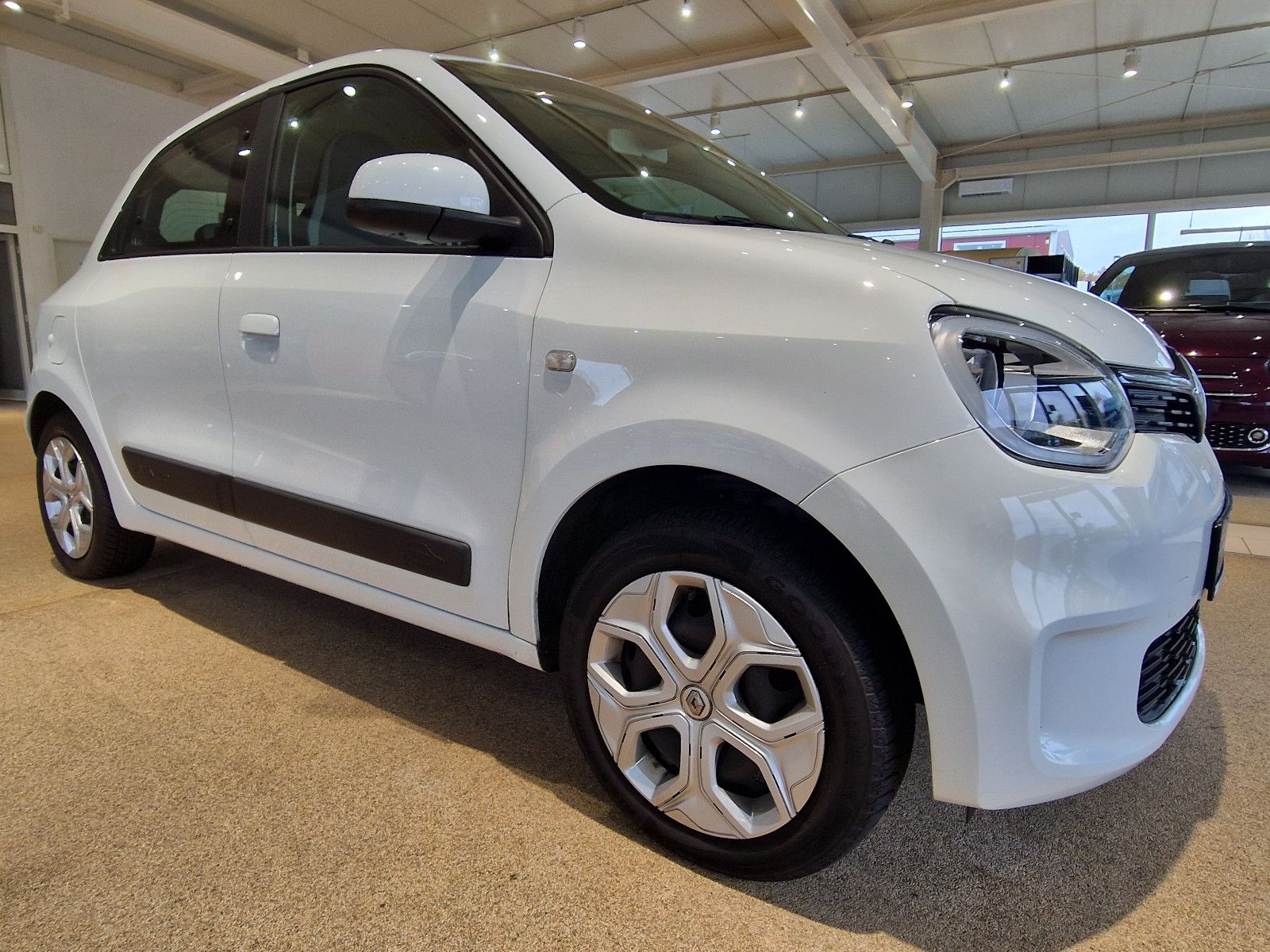 Fahrzeugabbildung Renault Twingo SCe 65 Equilibre