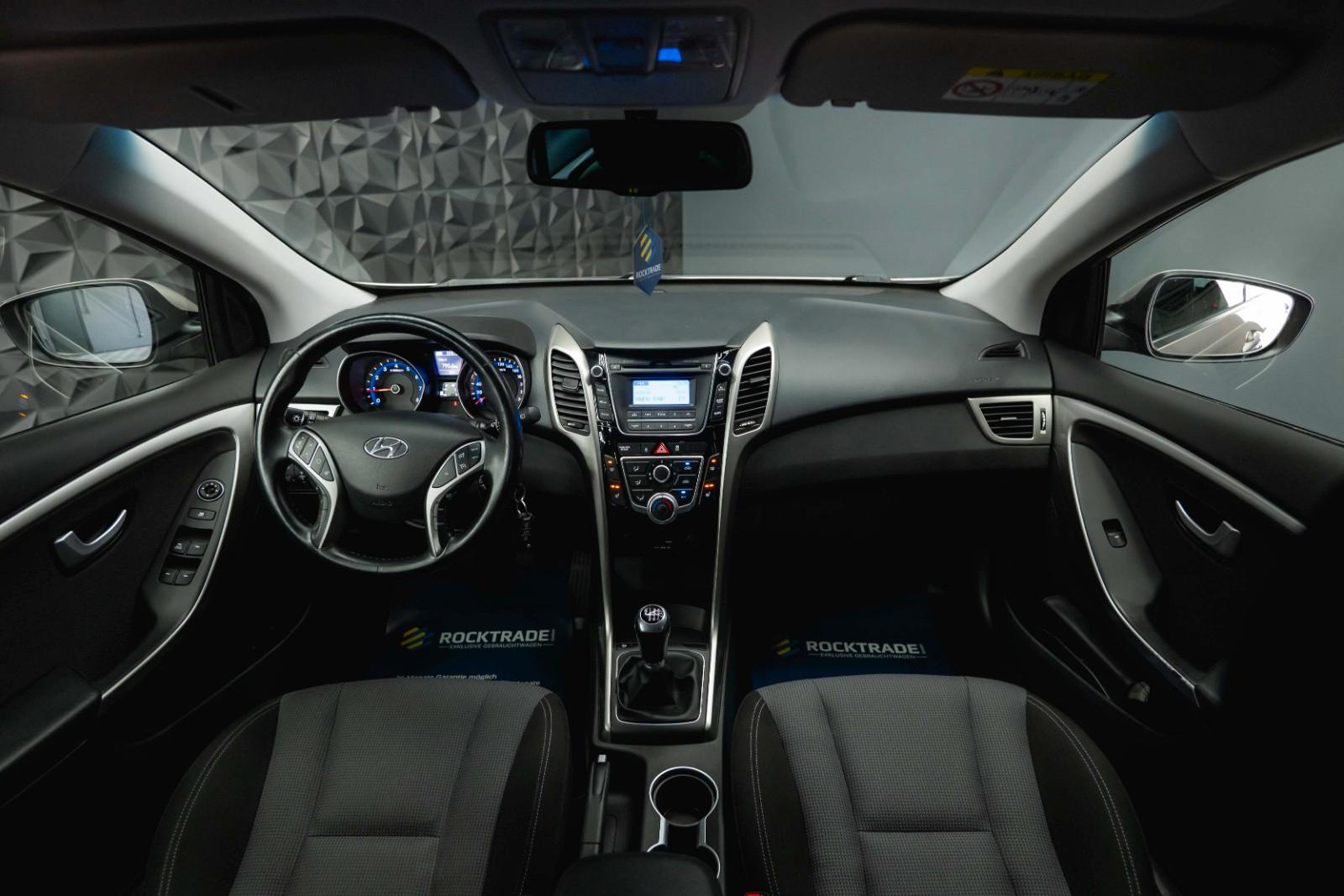 Hyundai i30 cw blue Trend | 1.Hand | LED | AHK | LHZ
