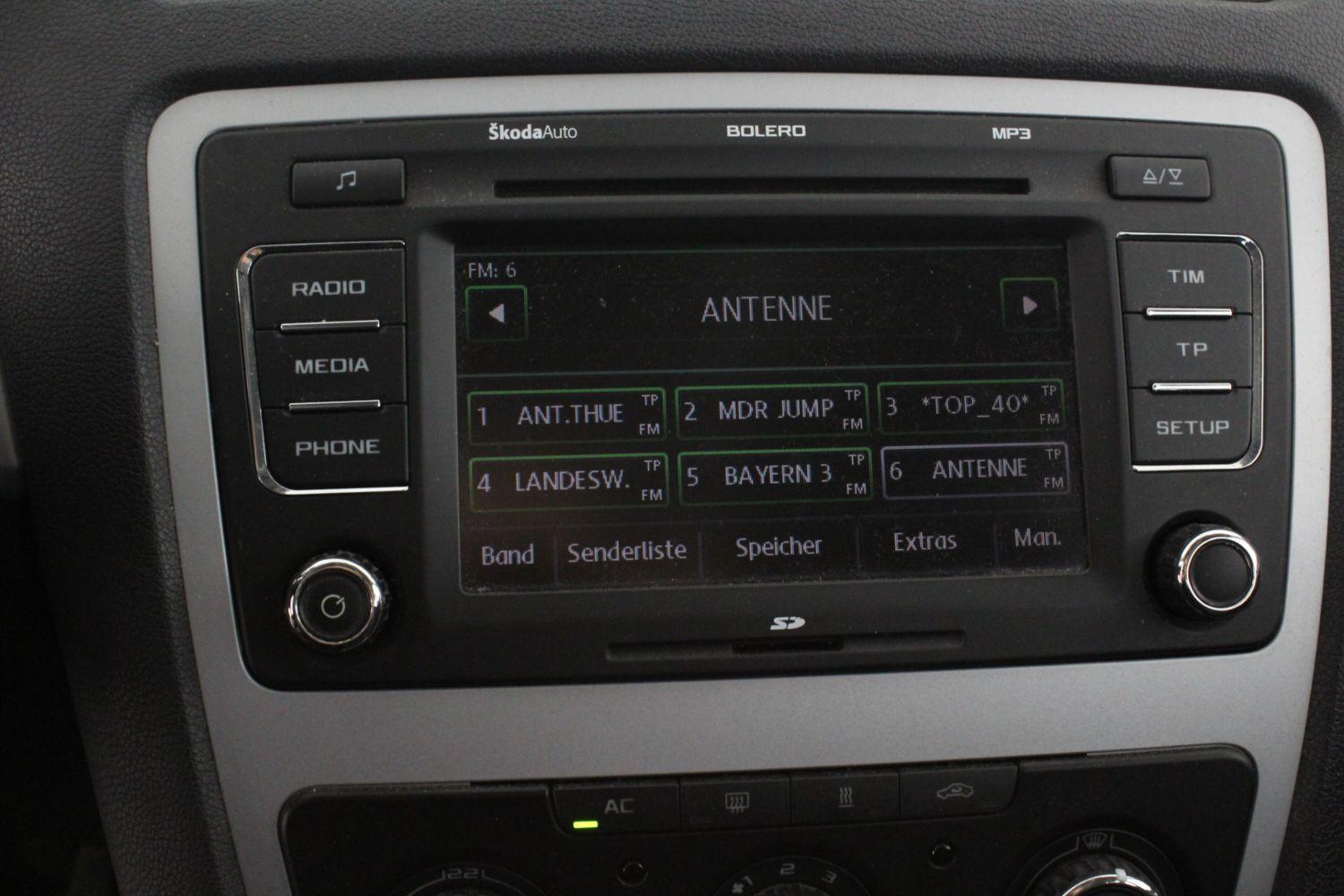 Skoda Octavia 2009 — фото 16