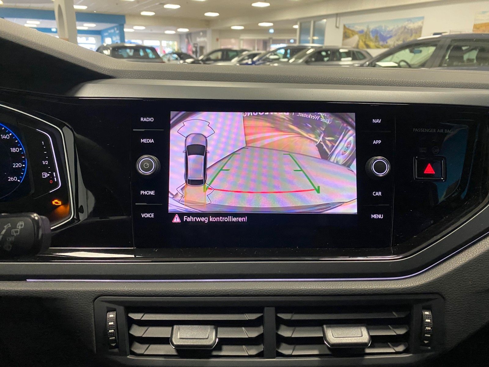 Fahrzeugabbildung Volkswagen Taigo 1.5 TSI OPF DSG R-Line+ MATRIX LED+ACC+18"