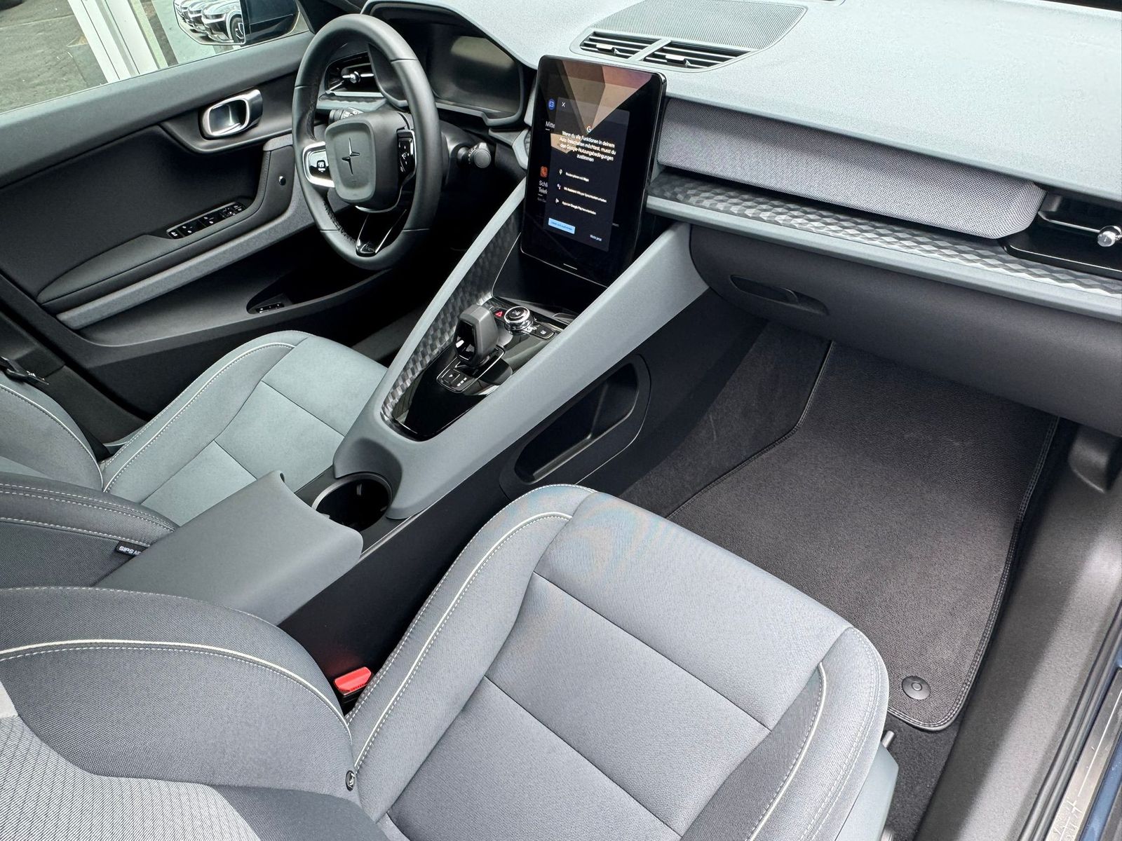 Fahrzeugabbildung Polestar 2 Long Range SM MEMO+LED+SHZ+ACC+DAB+360°+WP+19"