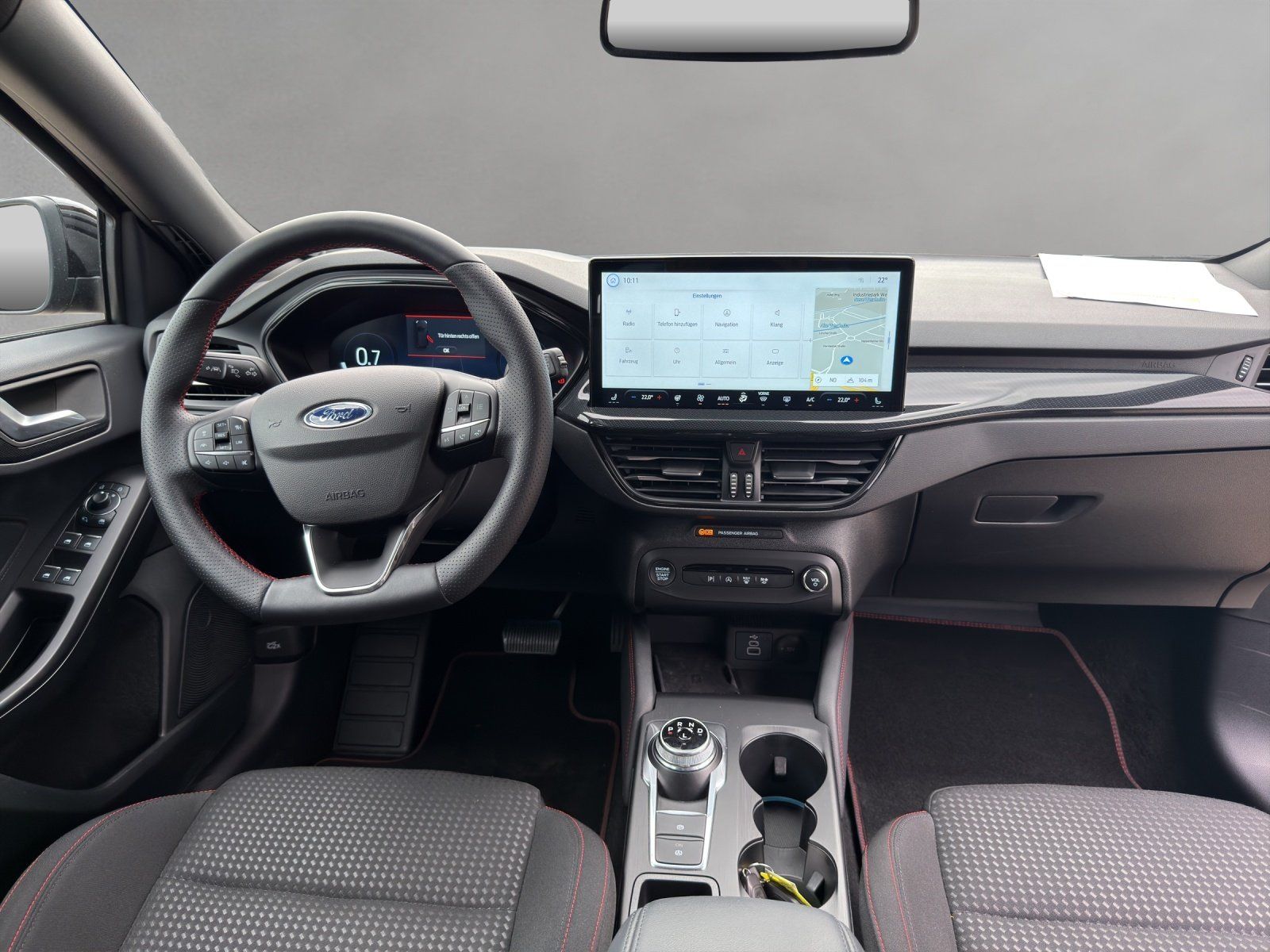 Fahrzeugabbildung Ford Focus 1.5 ST-Line X Aut./LED/ACC/AHK/KAMERA/SHZ/