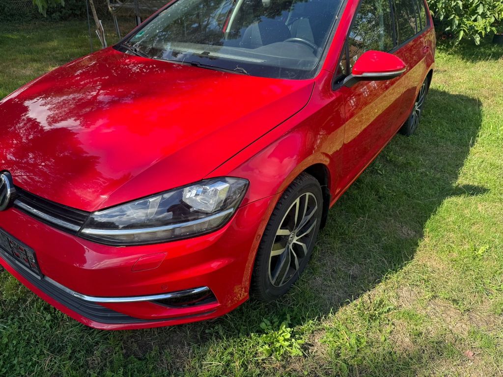 Image of Volkswagen Golf