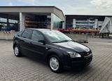 Ford Focus Lim. Trend - Ford Focus aus 2006: Trend