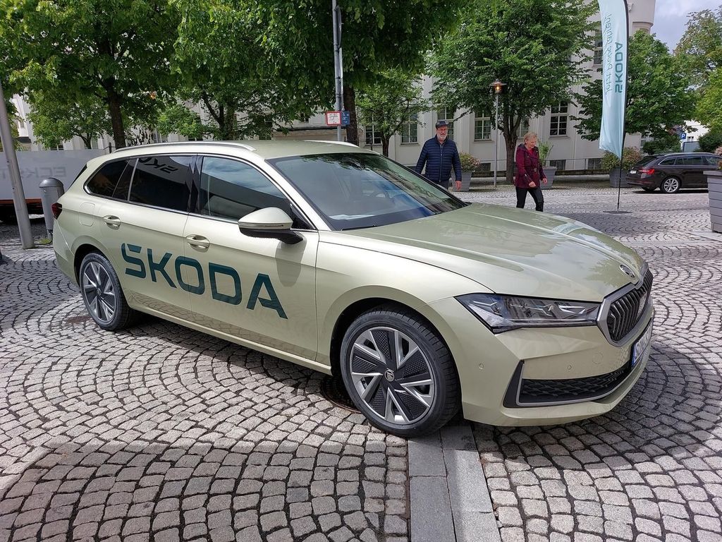 Skoda Superb