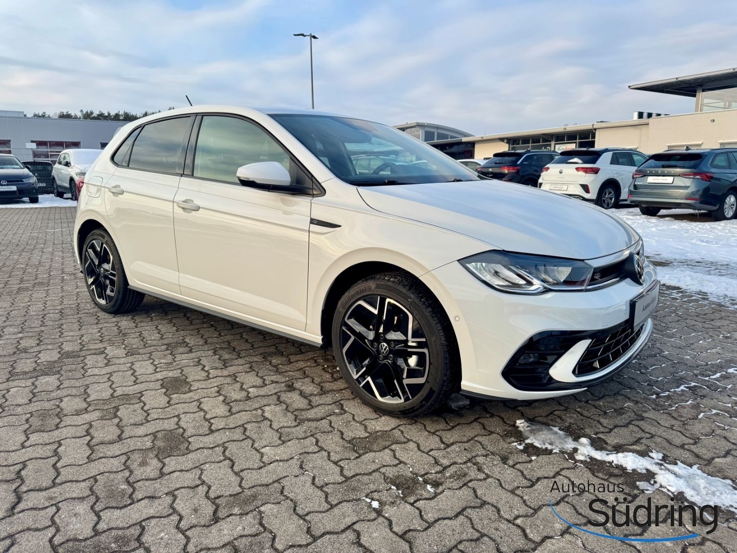 Polo 1,0 TSI DSG R-Line ACC AppConnect Rückfk.