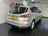 Ford S-Max 2.0 TDCi Titanium *Automatik*Navi*SHZ* - Ford S-Max: Auto