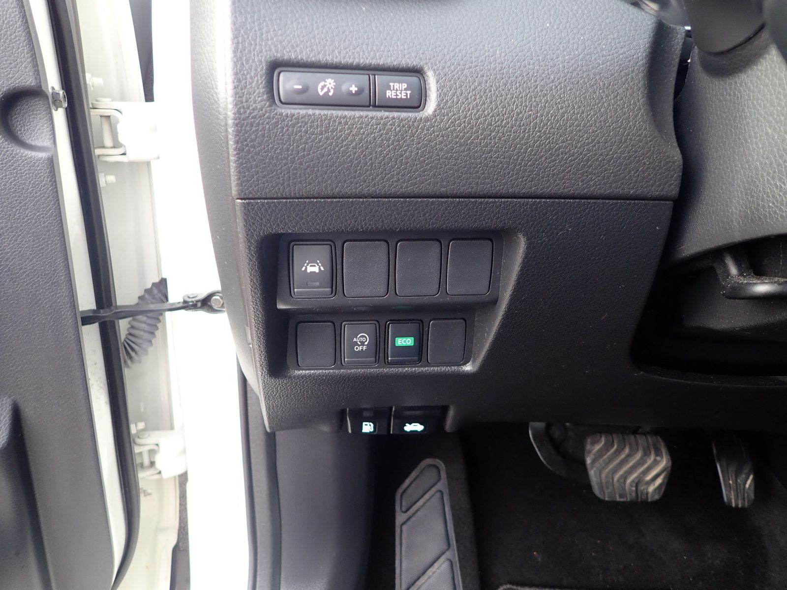 Fahrzeugabbildung Nissan Qashqai N-Connecta 1.3 DIG-T 160PS DCT