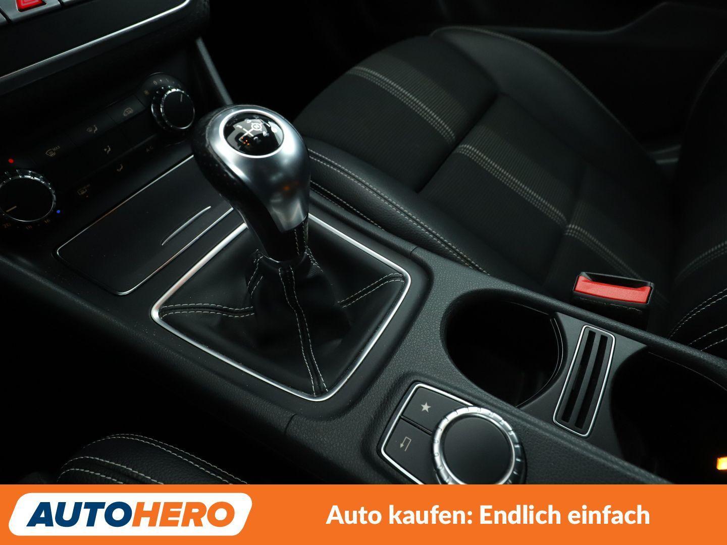 Mercedes-Benz A 180 BlueEfficiency Urban Aut.*LED*TEMPO*PDC*