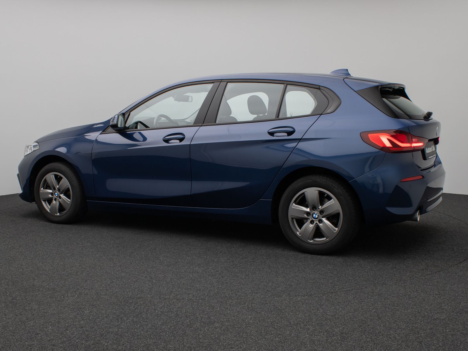 Fahrzeugabbildung BMW 118i DAB CockPitPro Geschwindigkeitsreg LED PDC