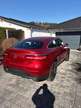 Mercedes-Benz GLC 300 4MATIC Autom. - - Mercedes-Benz GLC 300 mit Benzin-Antrieb: Automatik