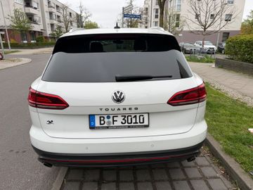 Volkswagen Touareg - 6