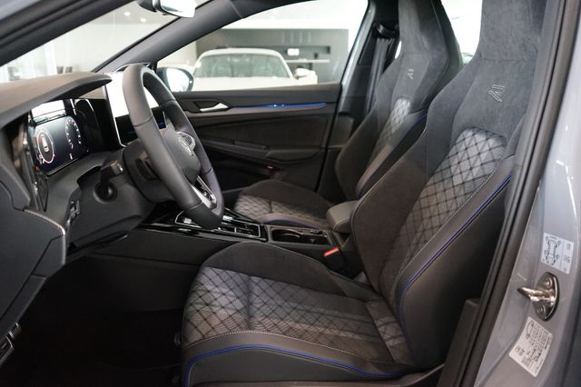 Volkswagen Golf 2.0 TDI DSG R-Line | Pano | HuD | FACELIFT